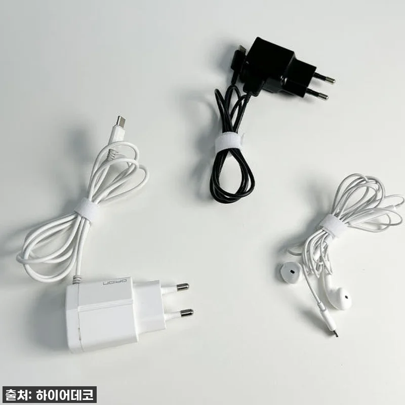 텅 빈 책상 만들어준 마법템! 케이블 벨크로 선정리 찍찍이 솔직 후기! (놓치면 후회할 20% 할인) 6 텅 빈 책상 만들어준 마법템! 케이블 관련 이미지 1