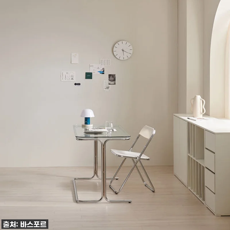 우리집 거실, 갤러리로 변신! 바스포르 세리프 유리테이블 찐내돈내산 후기 (ft. 품절대란템) 6 우리집 거실, 갤러리로 변신! 바스포 관련 이미지 1