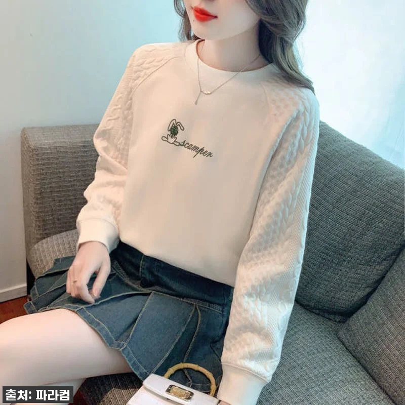 **품절임박? 아니, 지금 당장 사야 할 가을 필수템! 여성 루즈핏 긴팔 티셔츠, 내 통장 지킴이!** 8 **품절임박? 아니, 지금 당장 사야 관련 이미지 2