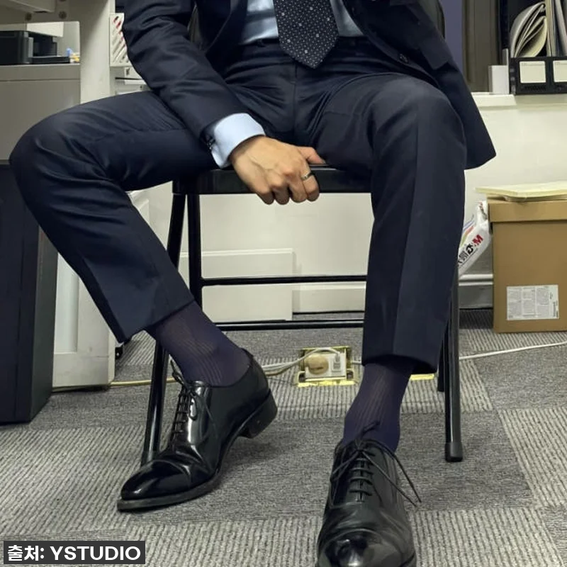 퇴근 후에도 발끝까지 완벽! LK 시그니처 남자 정장양말, 이 가격 실화? 찐후기 공개! 15 퇴근 후에도 발끝까지 완벽! LK 시 관련 이미지 3