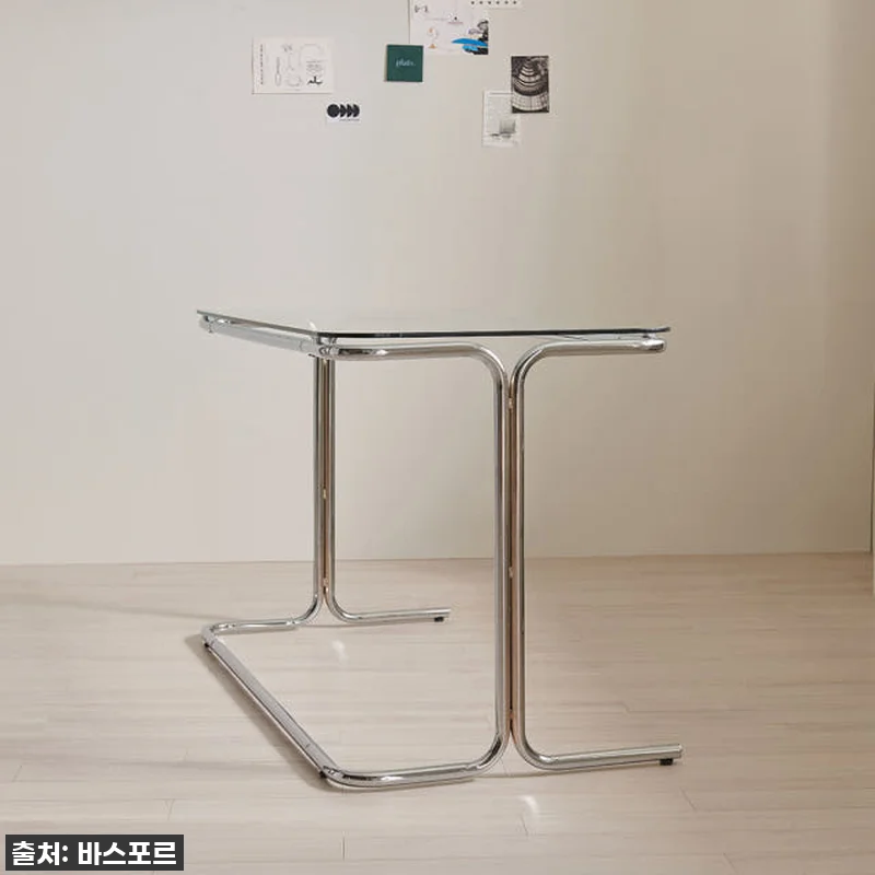 우리집 거실, 갤러리로 변신! 바스포르 세리프 유리테이블 찐내돈내산 후기 (ft. 품절대란템) 8 우리집 거실, 갤러리로 변신! 바스포 관련 이미지 3