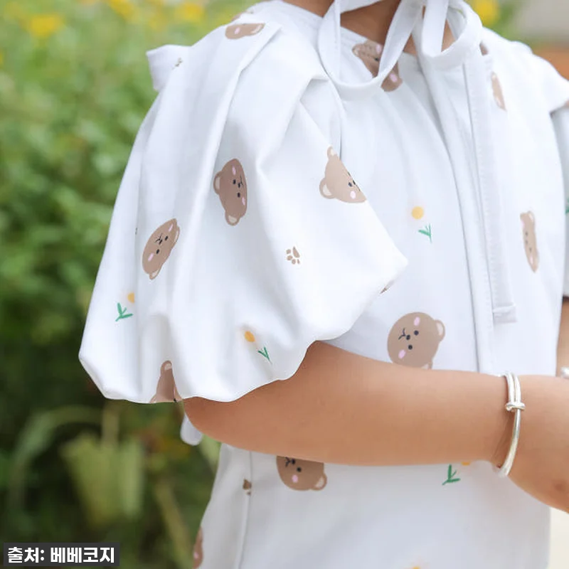 우리 아이 첫 물놀이 필수템! 베베코지 아기 수영복 래쉬가드, 직접 입혀보니 이런 점이 좋았어요! (놓치면 후회할 핵딜가 꿀팁까지!) 16 우리 아이 첫 물놀이 필수템! 베베코 관련 이미지 5