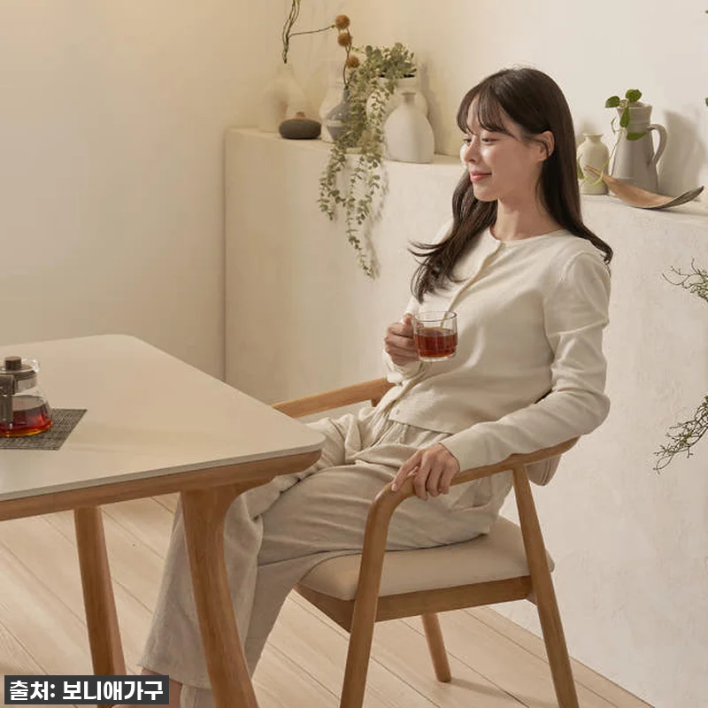 우리집 거실을 갤러리로 만든 ✨보니애 관련 이미지 5