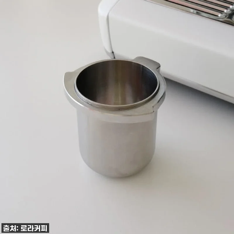 찐후기: 브레빌 도징컵 54mm (876, 881, 870, 878, 880 호환) 드디어 내 손에! 홈카페 필수템 등극! 19 찐후기: 브레빌 도징컵 54mm (8 관련 이미지 7