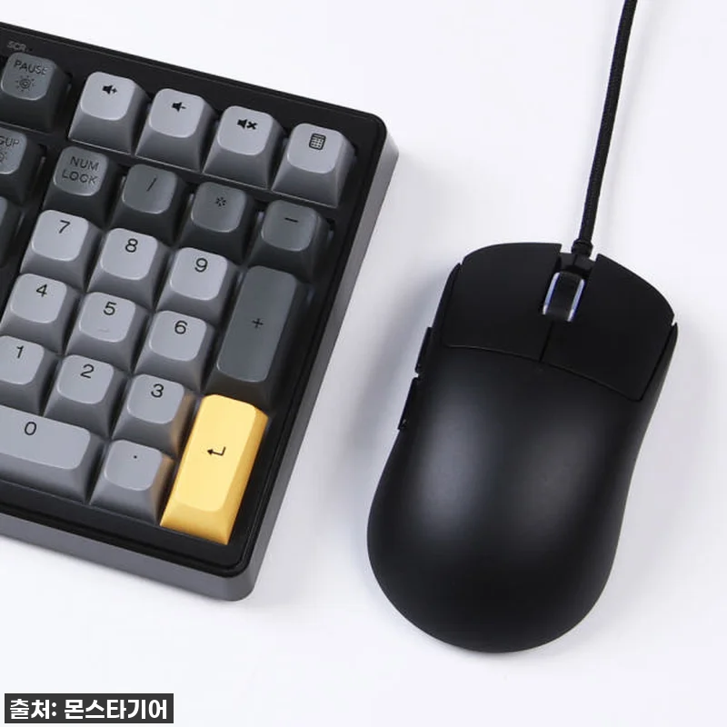 찐후기: 가츠 크루 엘리트 마우스, 그립감 좋아서 종일 컴퓨터 해도 손목이 편안해요! 품절되기 전에 꼭 겟하세요! 19 찐후기: 가츠 크루 엘리트 마우스, 관련 이미지 8