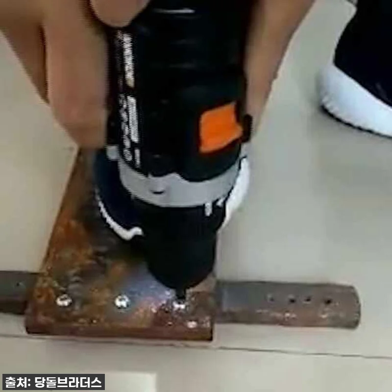 찐후기! 골치 아픈 나사 빠가, 이젠 안녕! 'HSS4341 양면6P 골드'로 해결했어요! 20 찐후기! 골치 아픈 나사 빠가, 이젠 관련 이미지 9