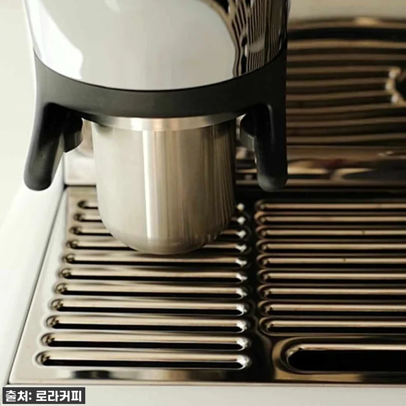 찐후기: 브레빌 도징컵 54mm (876, 881, 870, 878, 880 호환) 드디어 내 손에! 홈카페 필수템 등극! 22 찐후기: 브레빌 도징컵 54mm (8 관련 이미지 10