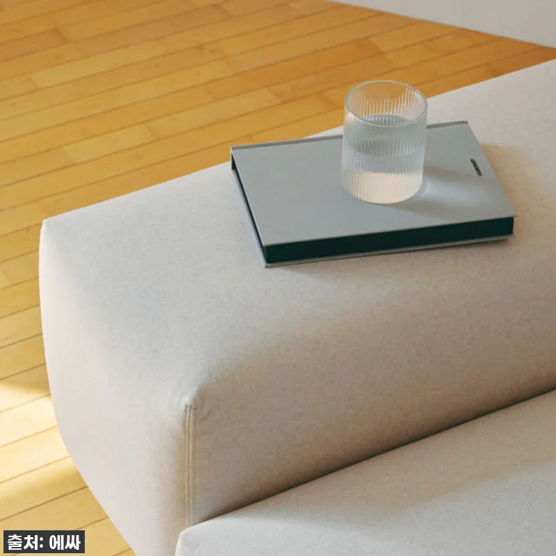 이 소파 하나로 거실 분위기 싹! 바 관련 이미지 6