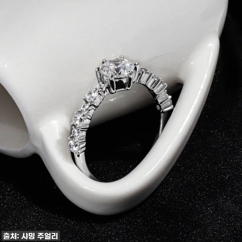 영원한 사랑을 약속하는 빛, 우신 다 관련 이미지 1