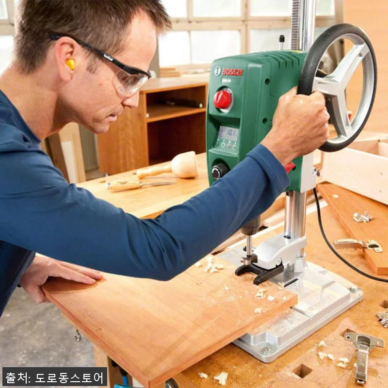 Bosch PBD40 드릴프레스 사용후기: 정밀함과 편리함이 공존하는 작업 도구 9 Bosch PBD40 드릴프레스 사용 관련 이미지 1