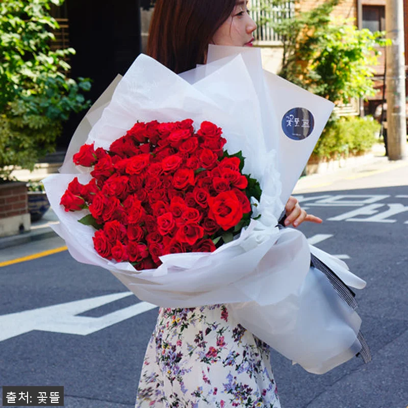 장미 100송이 대형꽃다발 사용후기와 관련 이미지 2