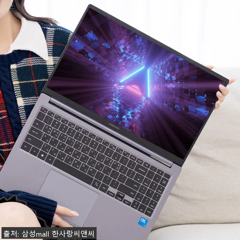 삼성 갤럭시북5 NT750XHW-A5 관련 이미지 3