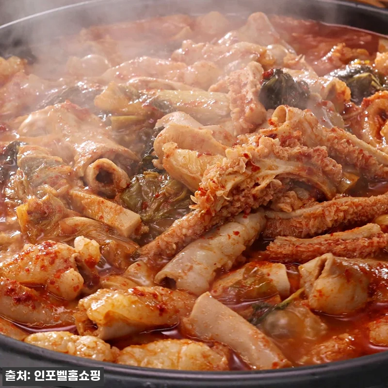 심가네 노다지 궁중 곱창전골 750g 12팩, 냉동실 든든하게 채우기 좋은 즉석국 이슈템 13 심가네 노다지 궁중 곱창전골 750g 관련 이미지 4