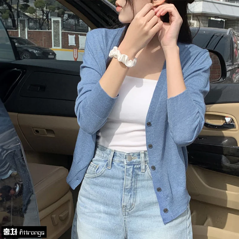 아뜨랑스 소프트 뱀부 브이넥 니트 가을가디건 cd3081, 35% 할인에 무료배송이라 눈길 가는 이유
