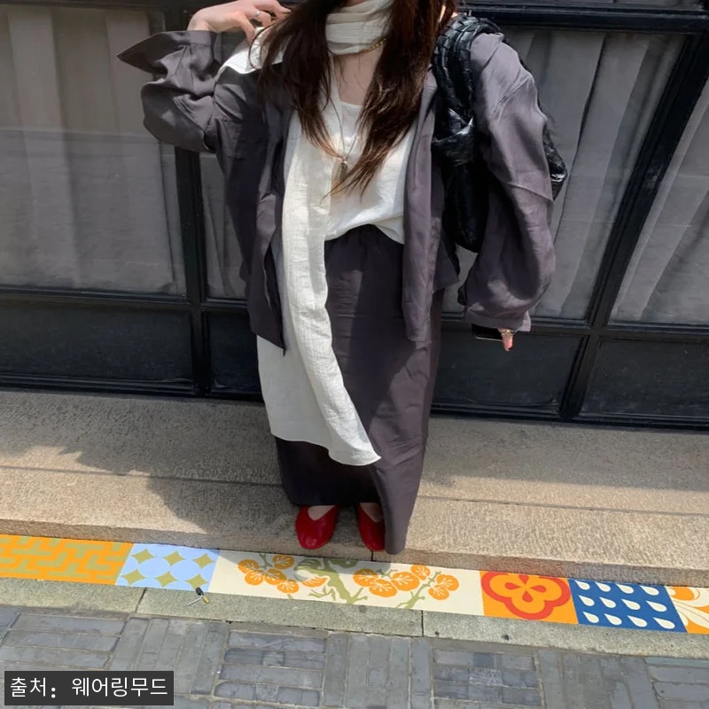 어토프 라보 셔츠 오버핏 셔링 자켓 관련 이미지 2