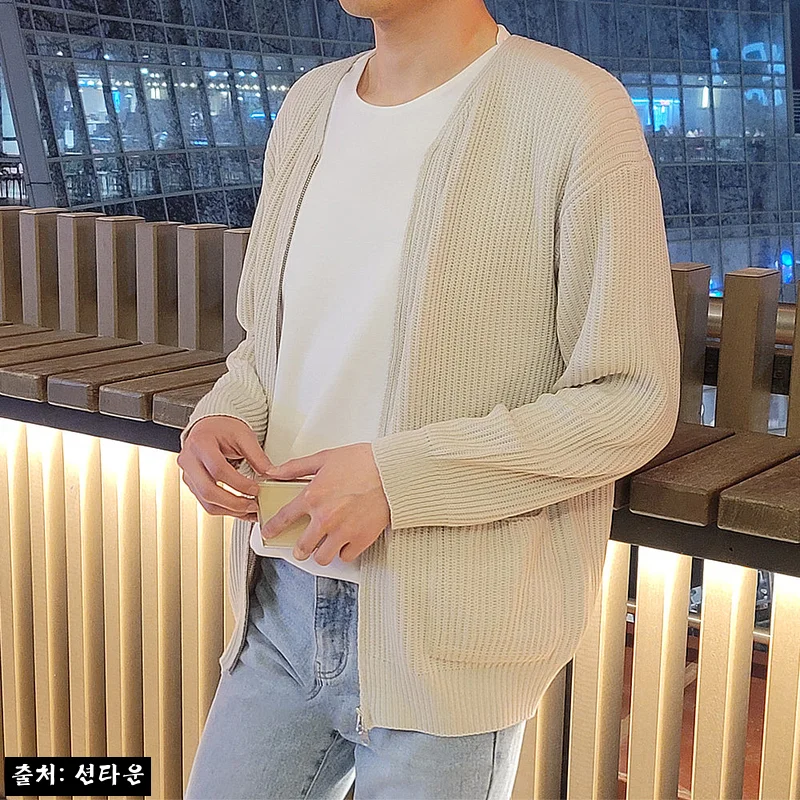 남자가디건 투웨이 집업 니트 가디건, 간절기 데일리룩으로 눈여겨볼 만한 이유